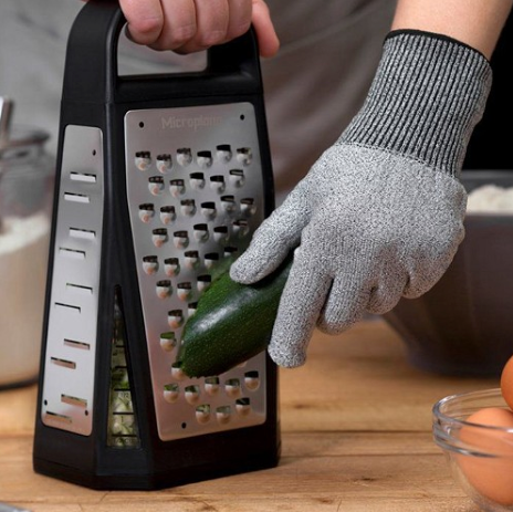 Microplane Cut Resistant Kitchen Glove